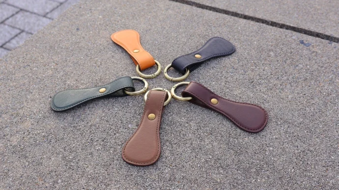 LP_leather-shoehorn_slide_02